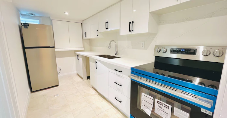 BSMT-121 Kingsdale Avenue, Toronto, ON, M2N 3W5 - 6