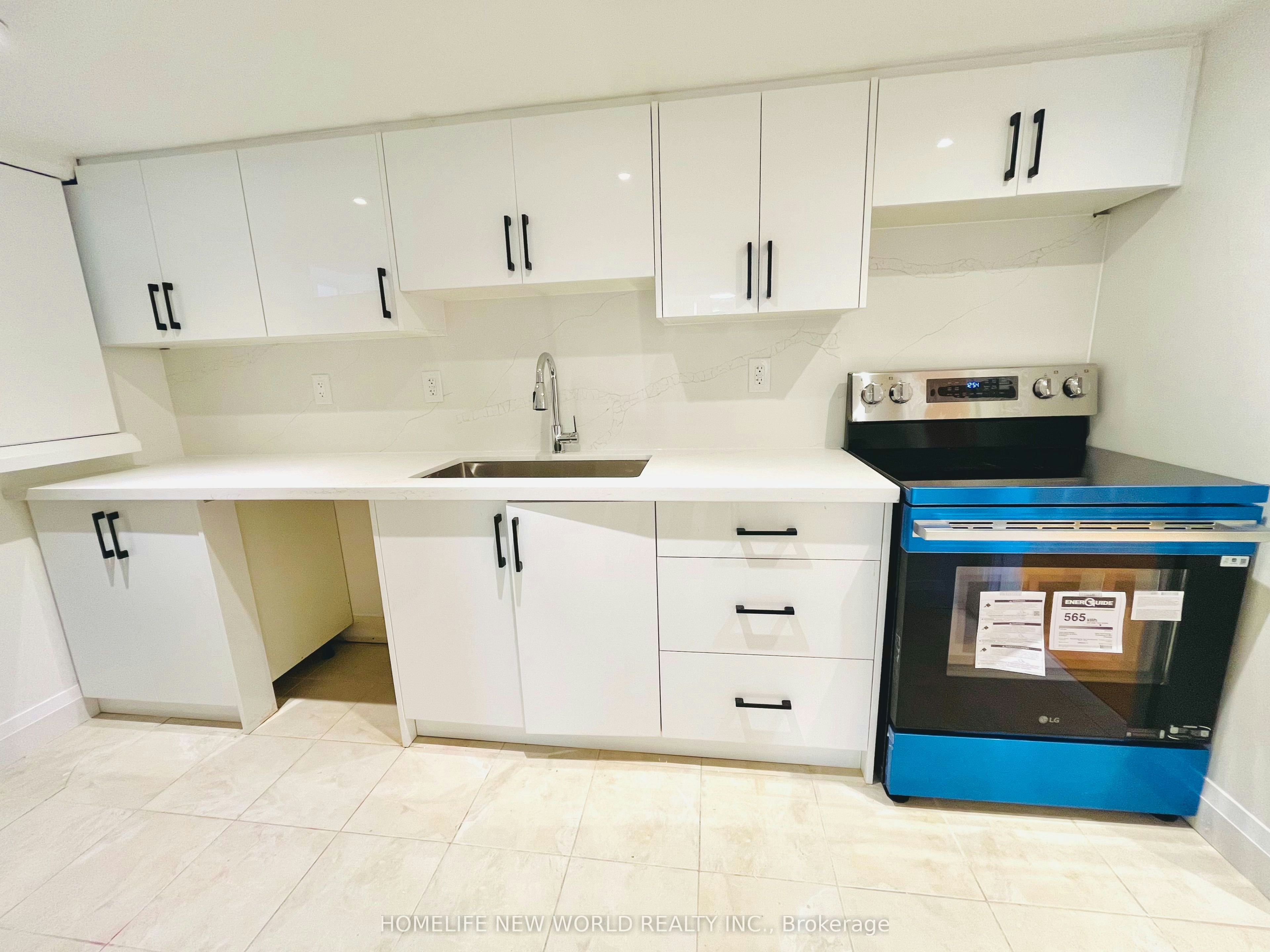 BSMT-121 Kingsdale Avenue, Toronto, ON, M2N 3W5 - 7