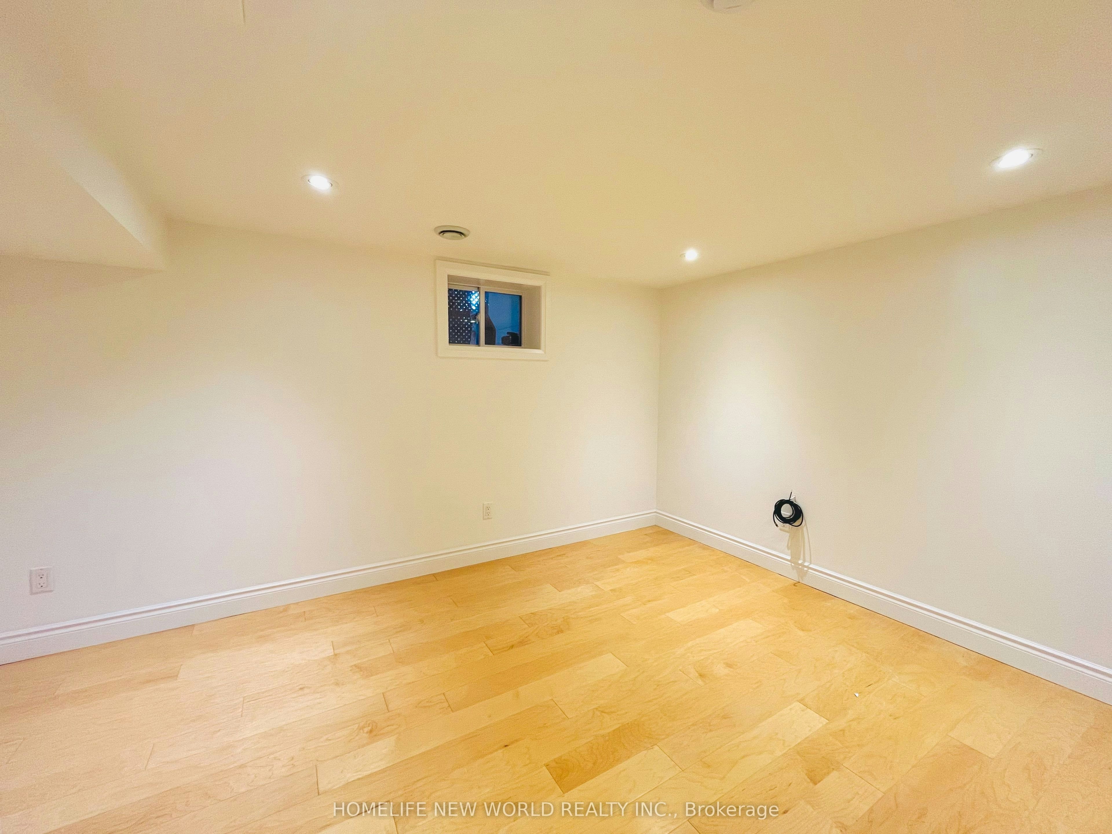 BSMT-121 Kingsdale Avenue, Toronto, ON, M2N 3W5 - 10