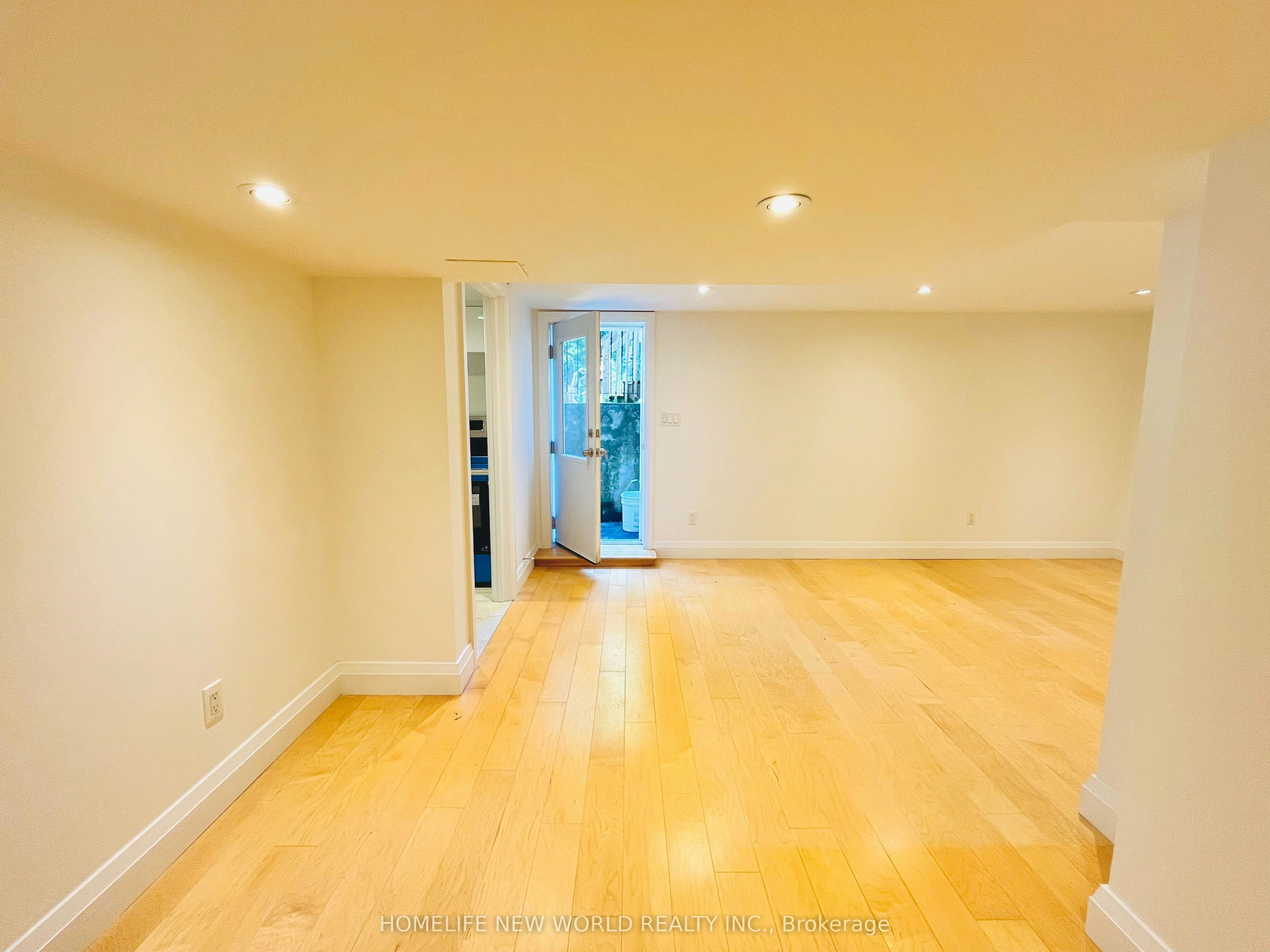 BSMT-121 Kingsdale Avenue, Toronto, ON, M2N 3W5 - 12