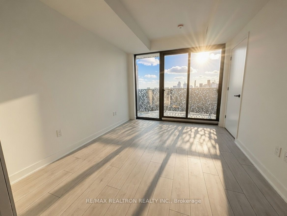 1905-55 Charles Street E, Toronto, ON, M4Y 0J1 - 3