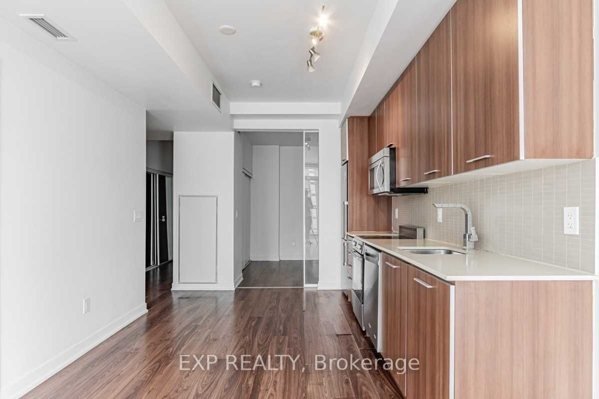 1311-105 George Street, Toronto, ON, M5A 0L4 - 5