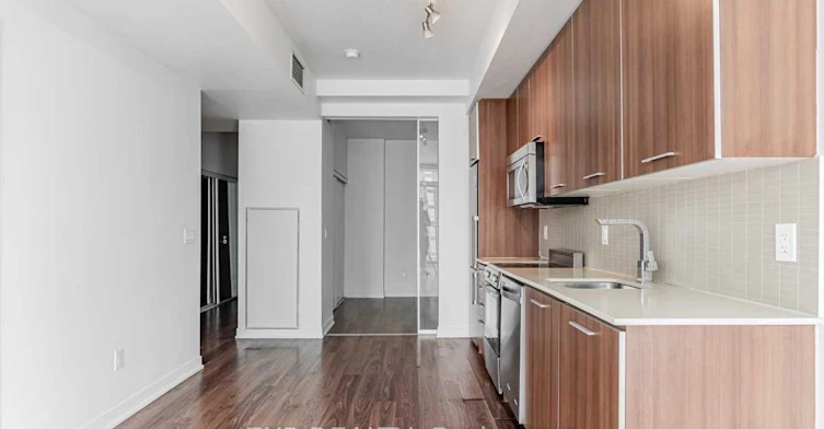 1311-105 George Street, Toronto, ON, M5A 0L4 - 5