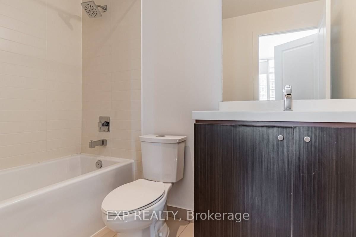 1311-105 George Street, Toronto, ON, M5A 0L4 - 11