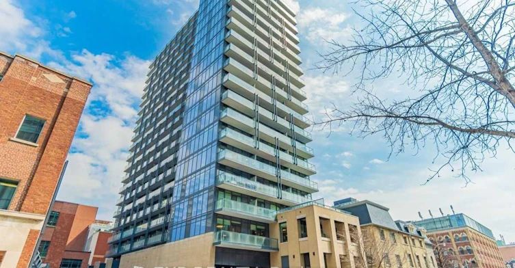 1311-105 George Street, Toronto, ON, M5A 0L4