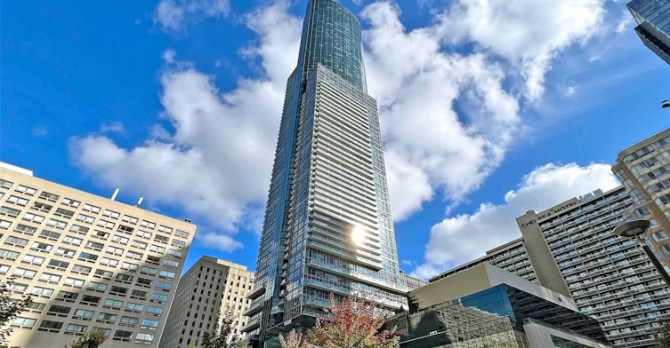 5207-386 Yonge Street, Toronto, ON, M5B 0A5