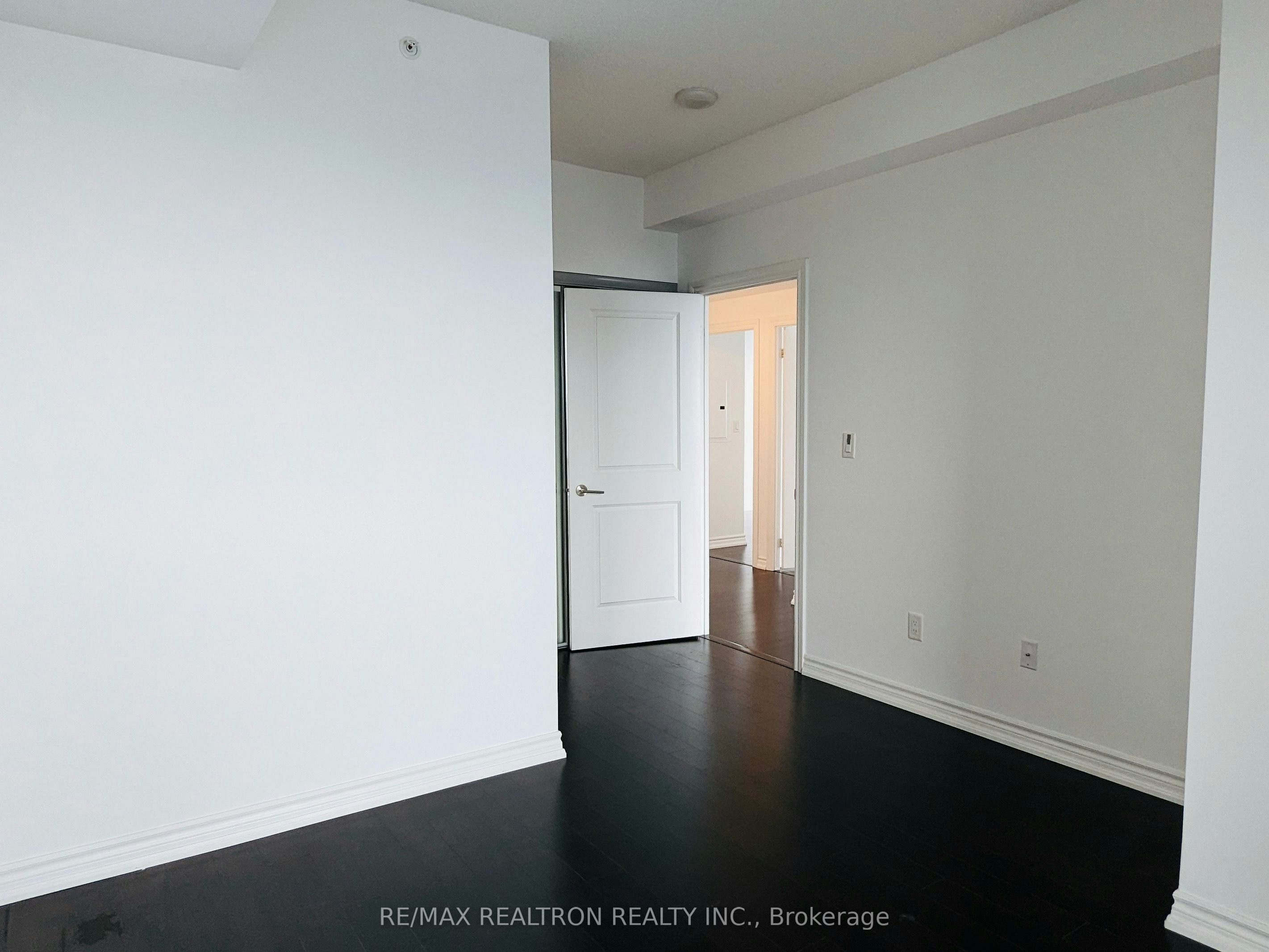 5207-386 Yonge Street, Toronto, ON, M5B 0A5 - 7