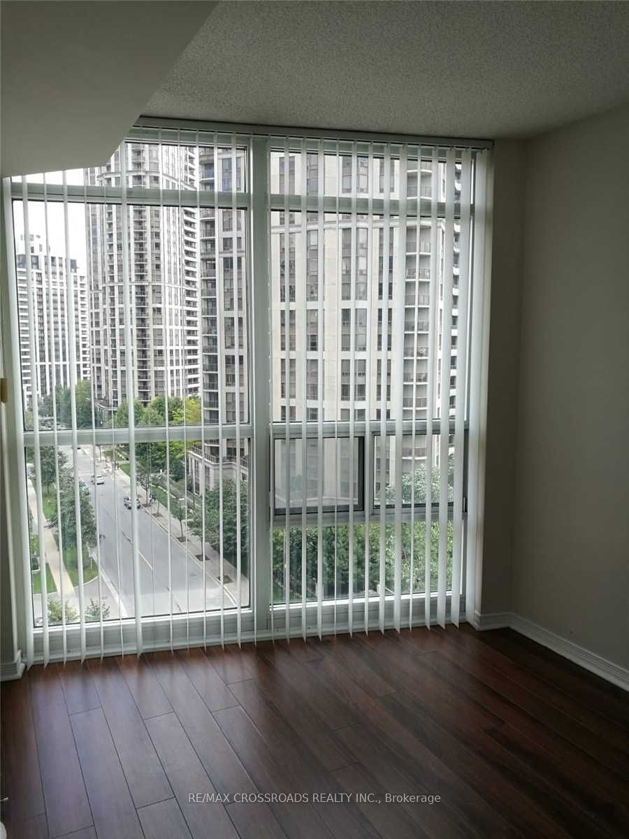 1001-30 Harrison Garden Boulevard, Toronto, ON, M2N 7A9 - 4