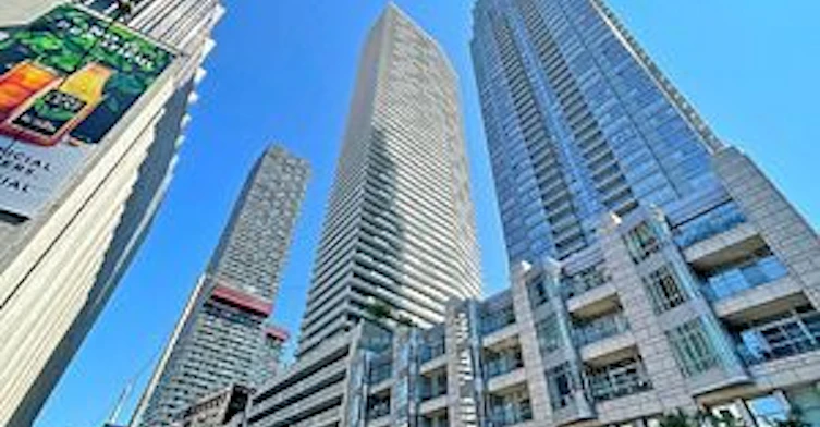 3803-2221 Yonge Street, Toronto, ON, M4S 0B8