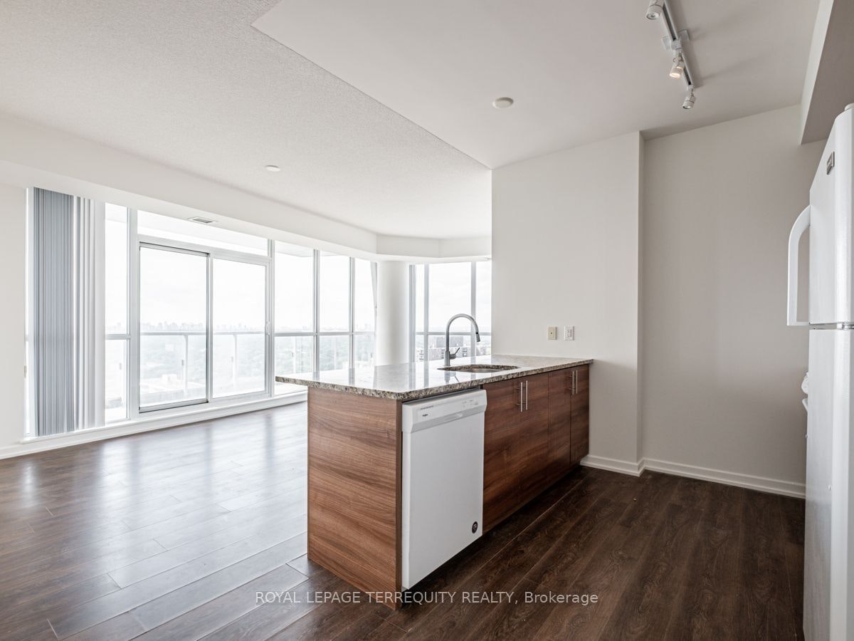 2008-70 Forest Manor Road, Toronto, ON, M2J 0A9 - 9