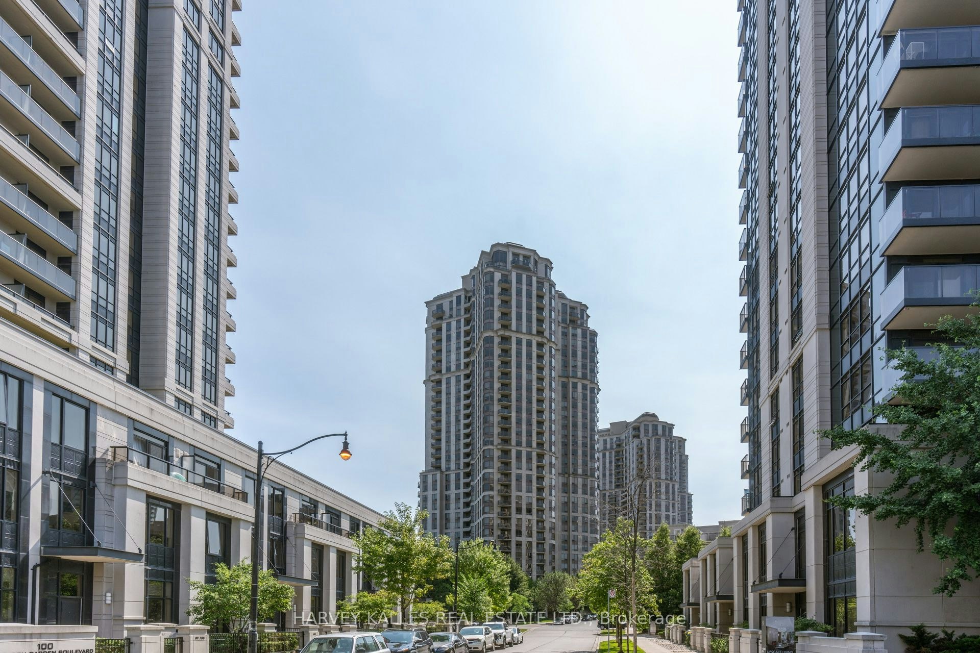 1424-80 Harrison Garden Boulevard, Toronto, ON, M2N 7E3