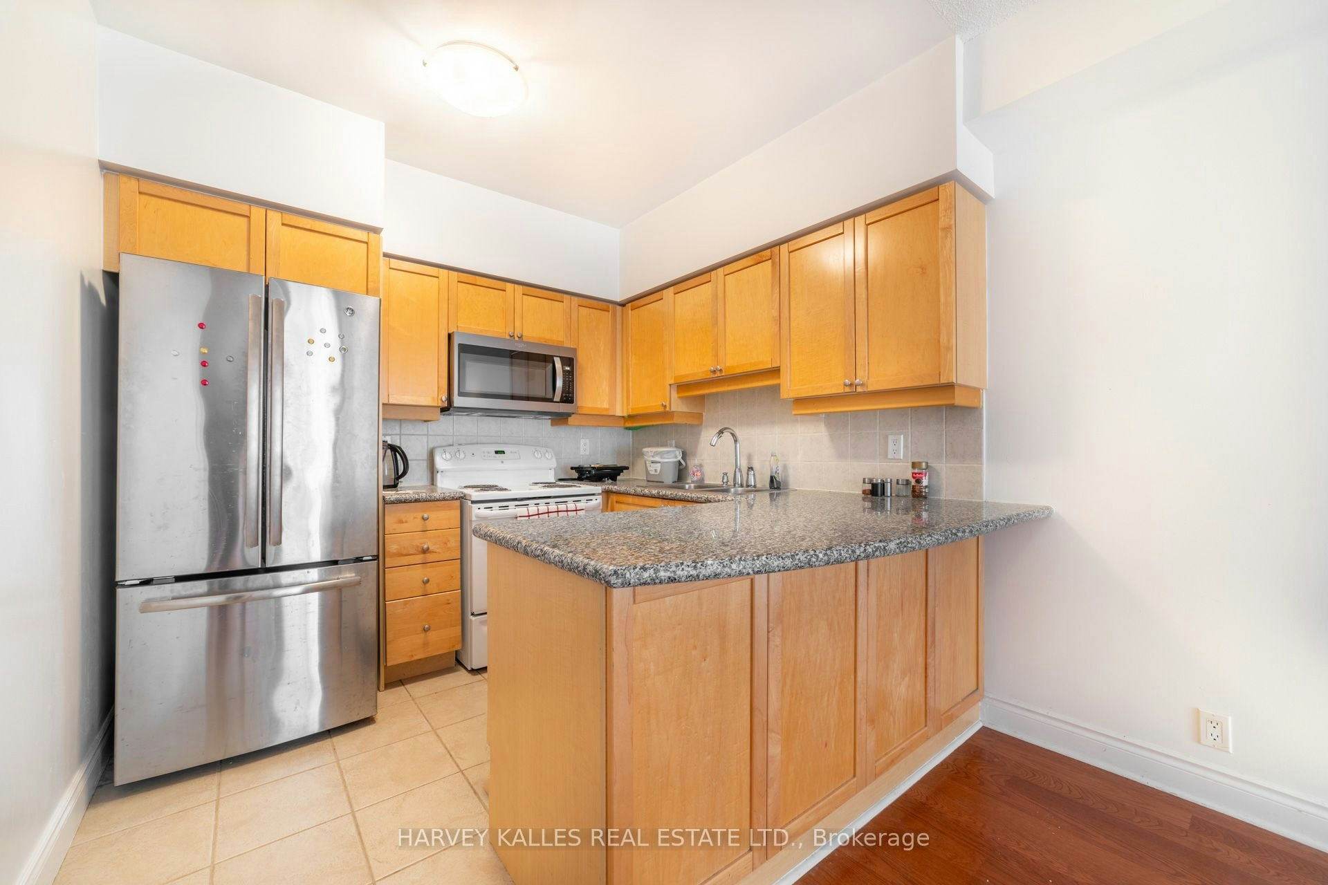 1424-80 Harrison Garden Boulevard, Toronto, ON, M2N 7E3 - 10