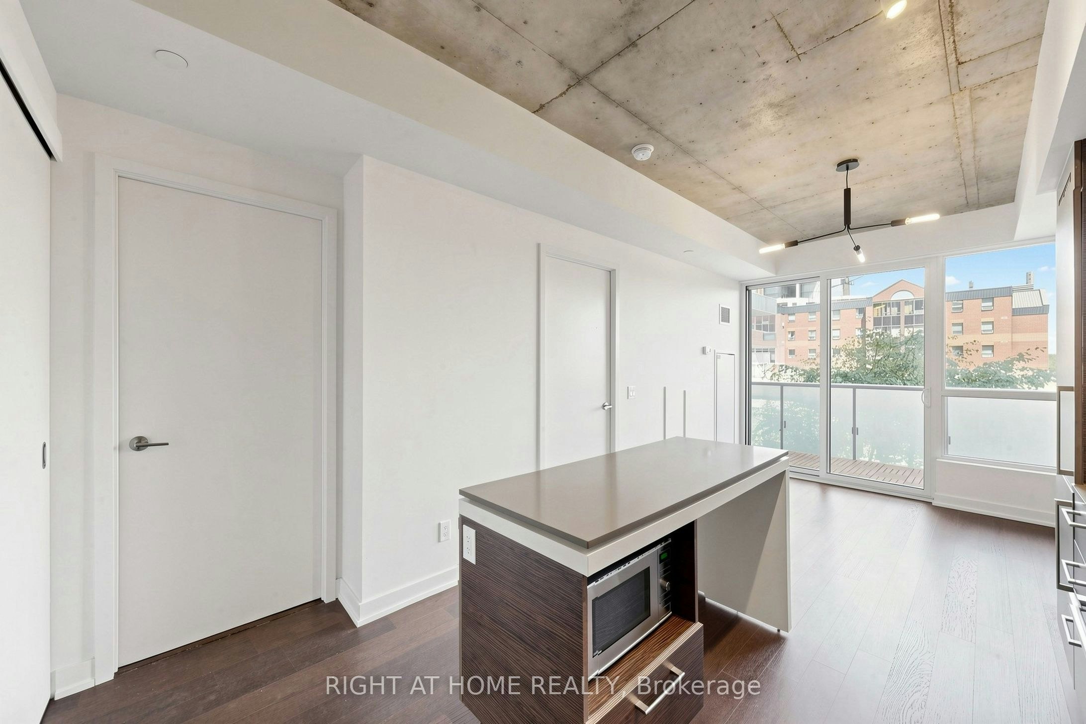 512-1030 King Street W, Toronto, ON, M6K 3N3 - 9