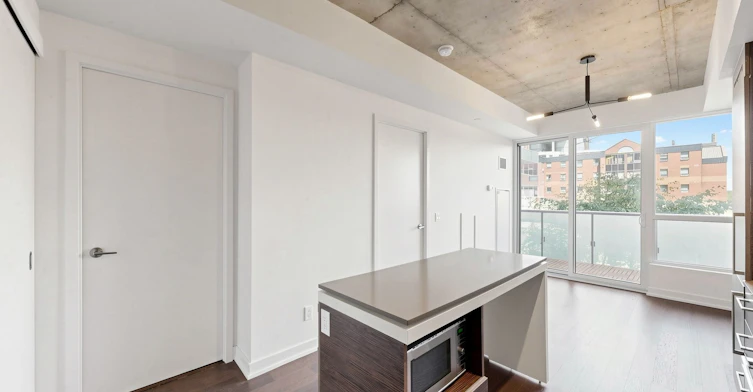 512-1030 King Street W, Toronto, ON, M6K 3N3 - 9