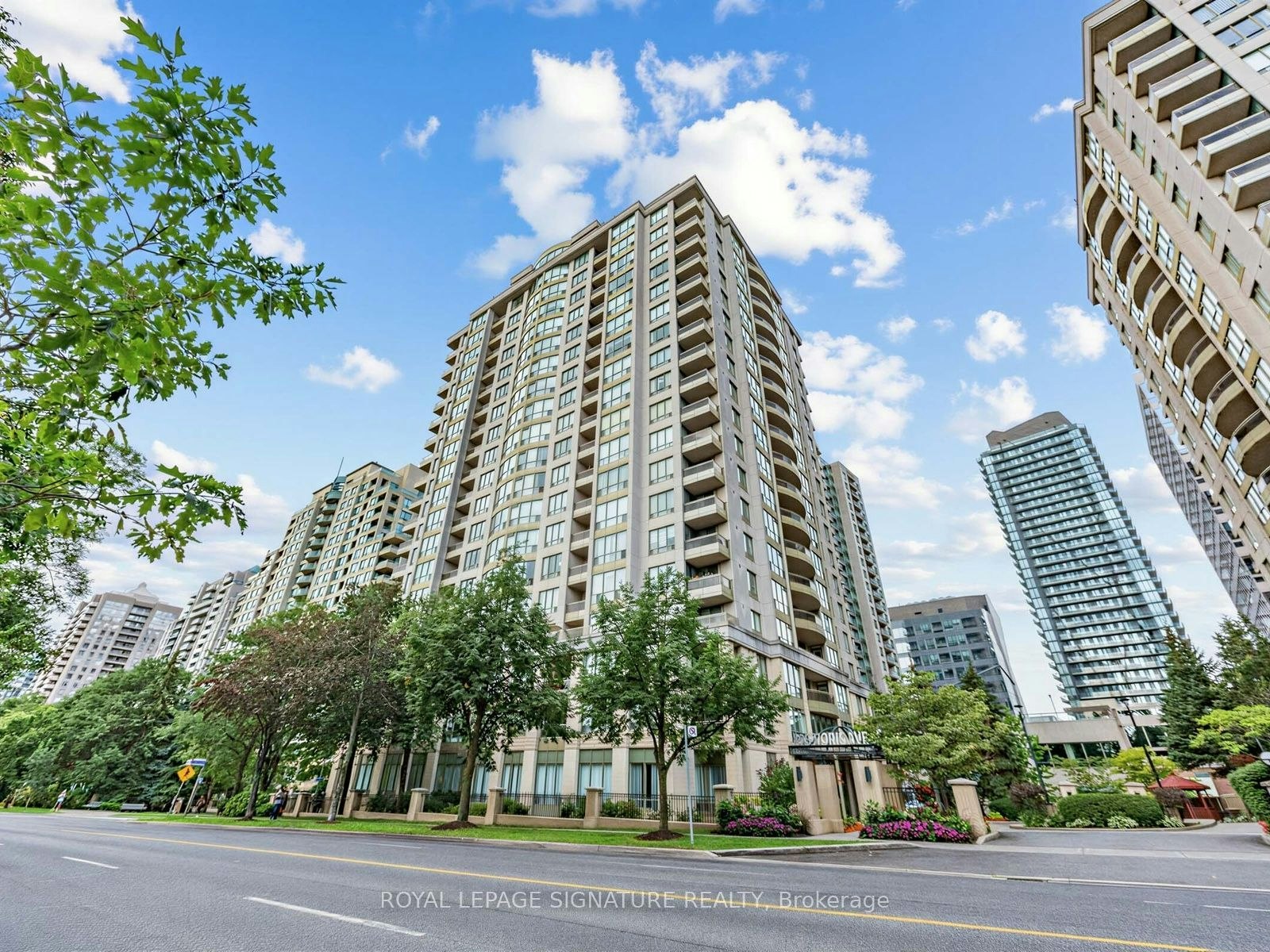 1711-256 Doris Avenue, Toronto, ON, N2N 6X8