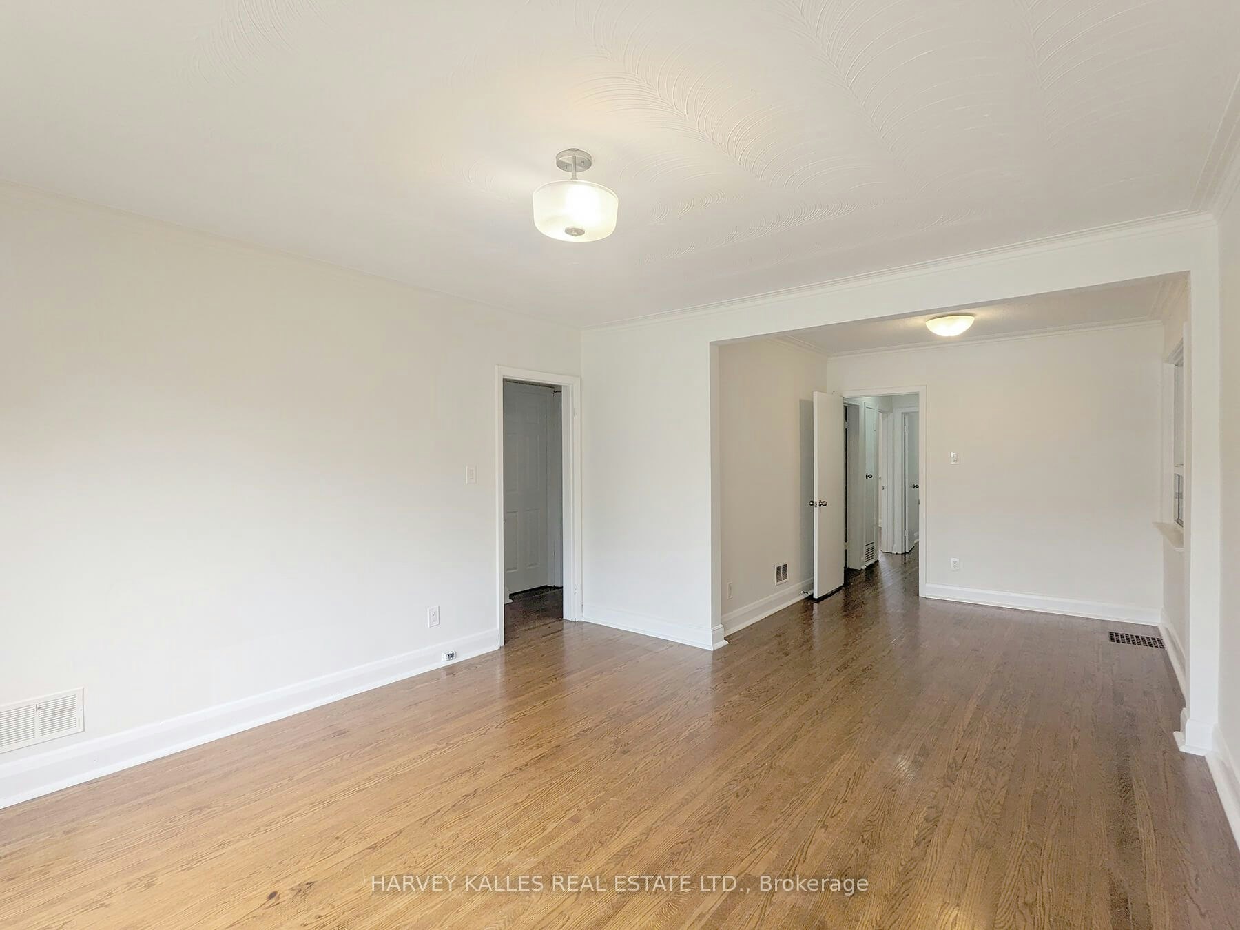 Main-242 Robina Avenue, Toronto, ON, M6C 3Z1 - 7