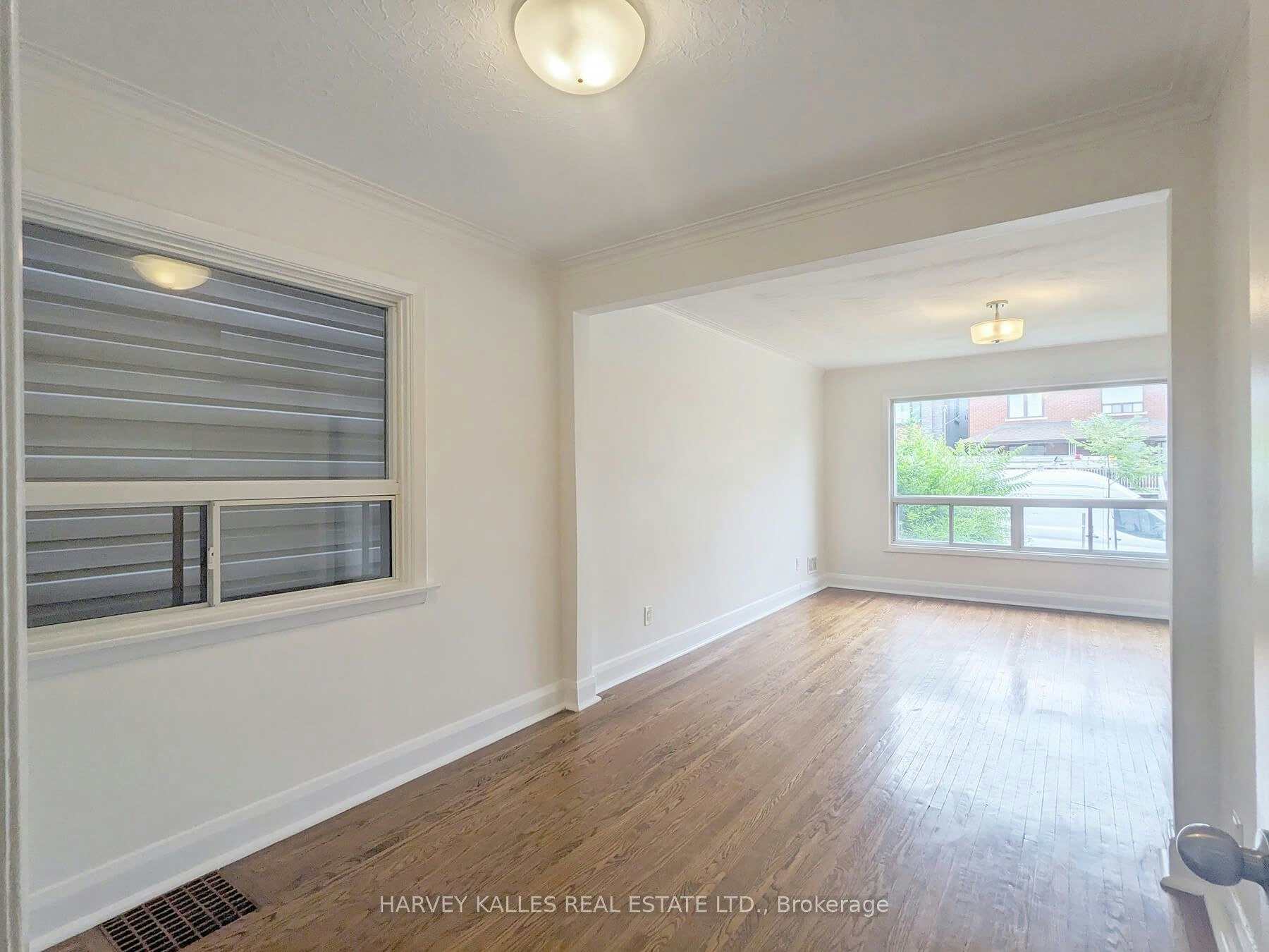 Main-242 Robina Avenue, Toronto, ON, M6C 3Z1 - 4