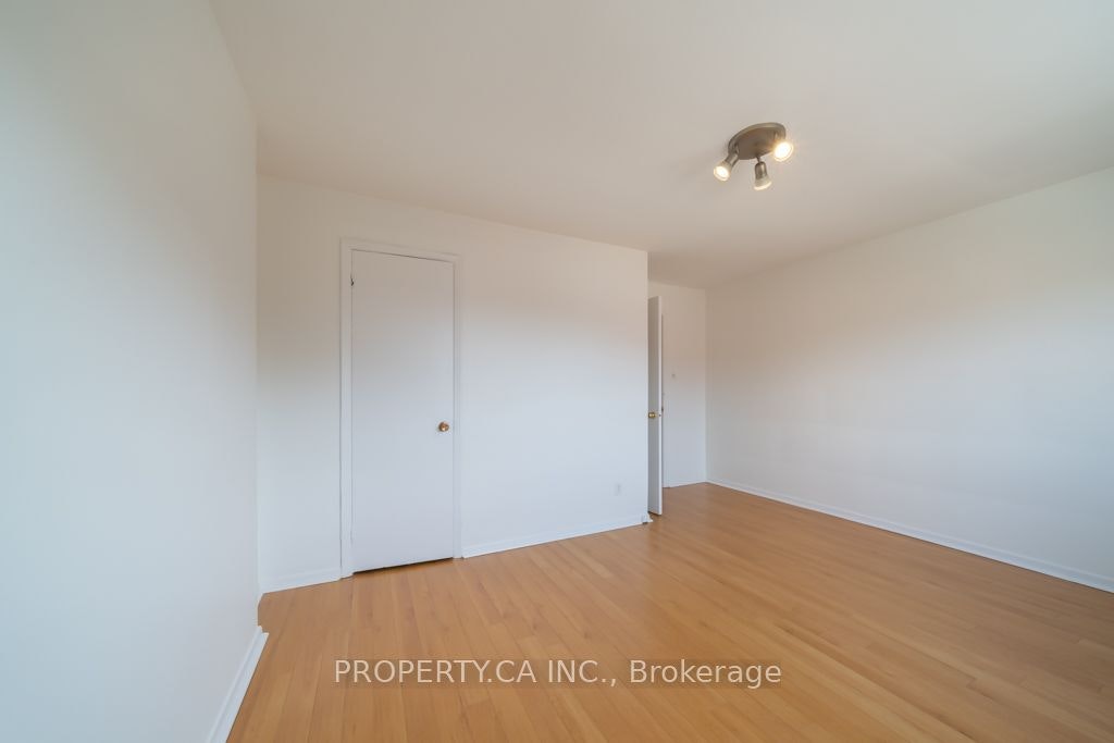 2-3-281 Augusta Avenue, Toronto, ON, M5T 2L7 - 3