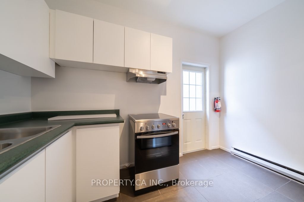 2-3-281 Augusta Avenue, Toronto, ON, M5T 2L7 - 5