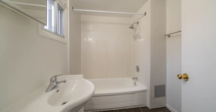2-3-281 Augusta Avenue, Toronto, ON, M5T 2L7 - 11