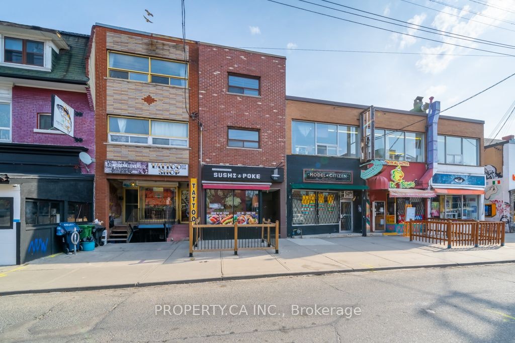 2-3-281 Augusta Avenue, Toronto, ON, M5T 2L7
