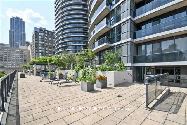 1611-25 Carlton Street, Toronto, ON, M5B 1L4 - 19