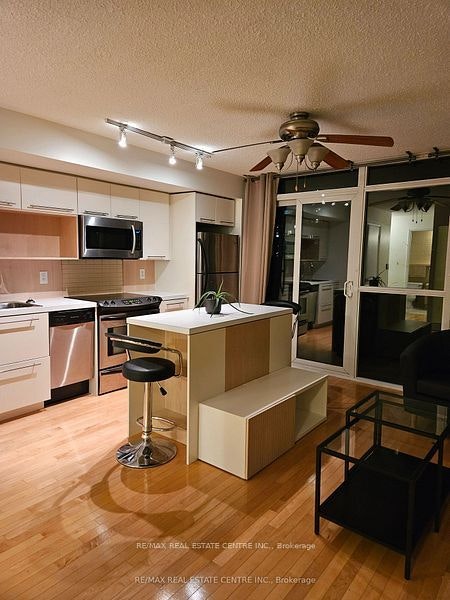 1611-25 Carlton Street, Toronto, ON, M5B 1L4 - 7