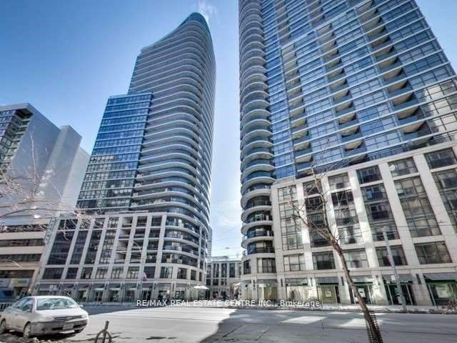 1611-25 Carlton Street, Toronto, ON, M5B 1L4