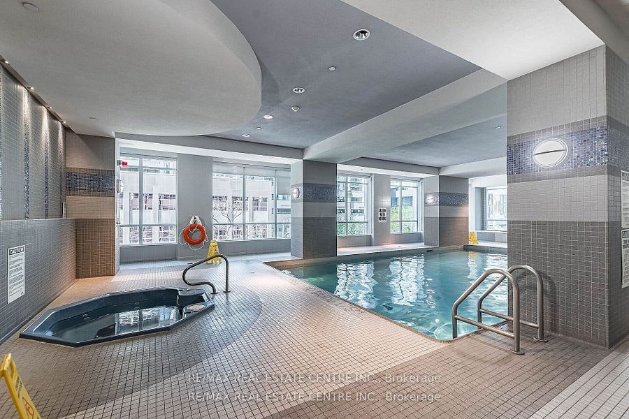 1611-25 Carlton Street, Toronto, ON, M5B 1L4 - 14