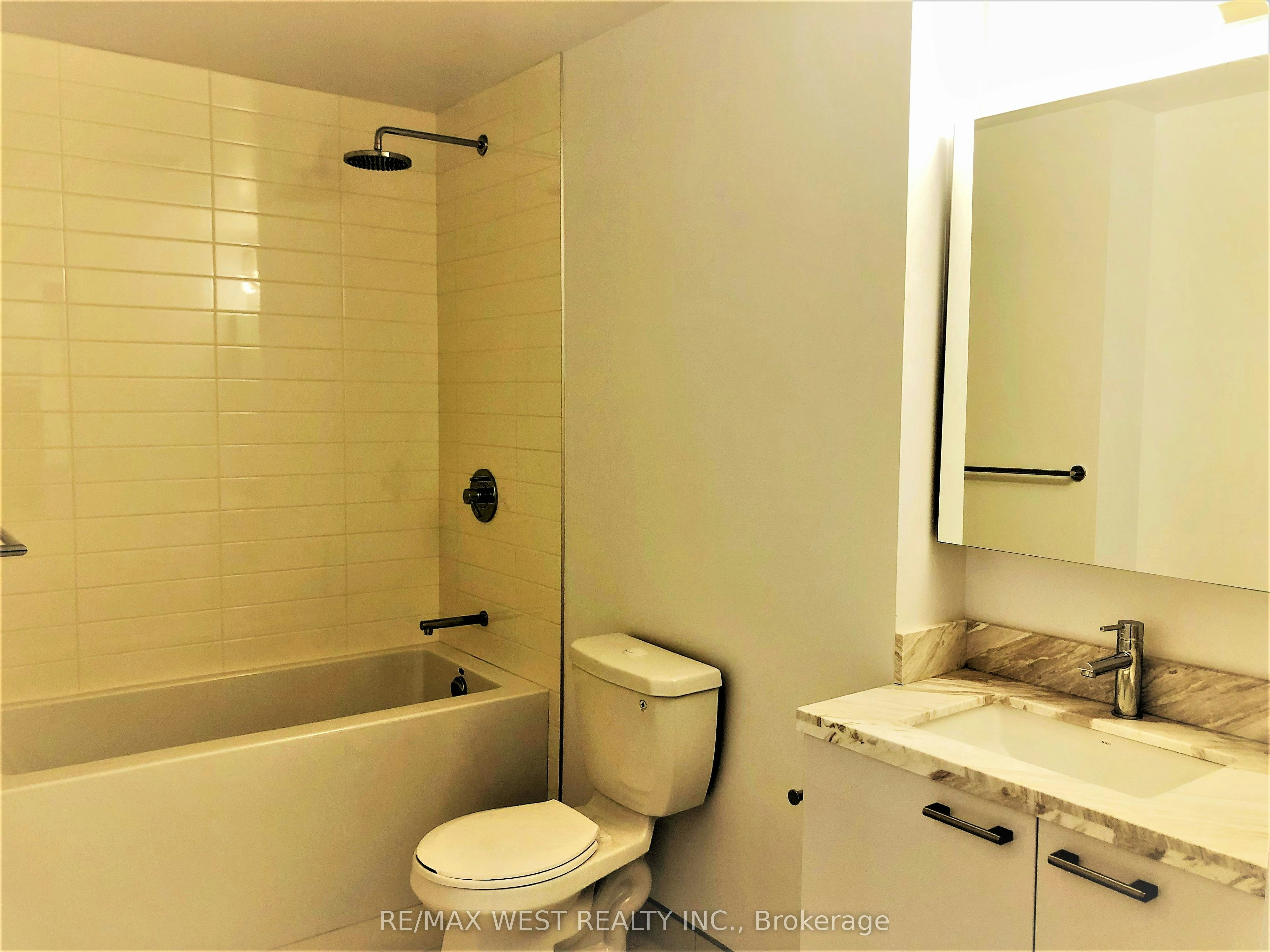 2404-2221 Yonge Street, Toronto, ON, M4S 2B5 - 7