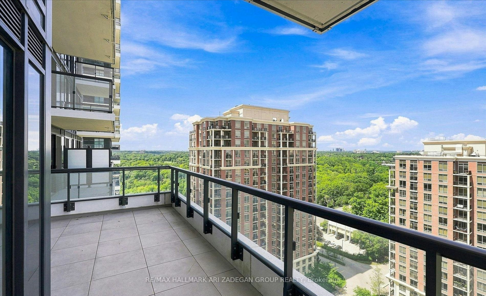1739-20 Inn ON The Park Drive, Toronto, ON, M3C 0P8 - 18