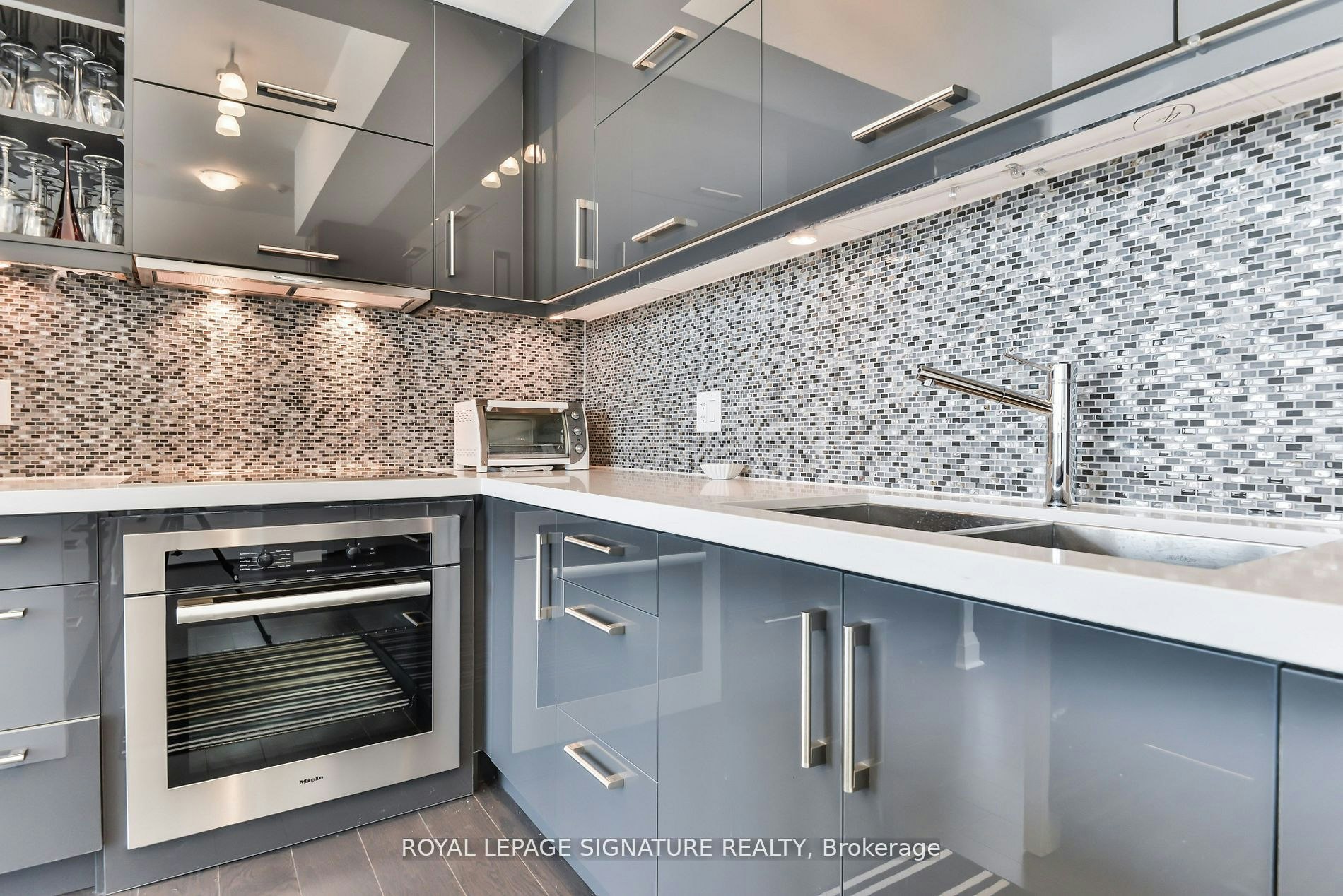 4002-65 St Mary Street, Toronto, ON, M5S 0A6 - 11