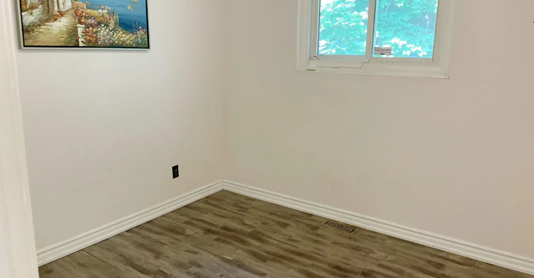 Main Floor-47 Clancy Drive, Toronto, ON, M2J 2V7 - 12