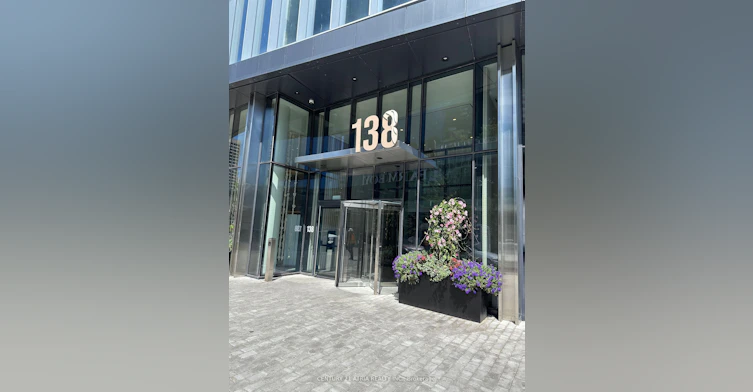 5508-138 Downes Street, Toronto, ON, M5E 0E4