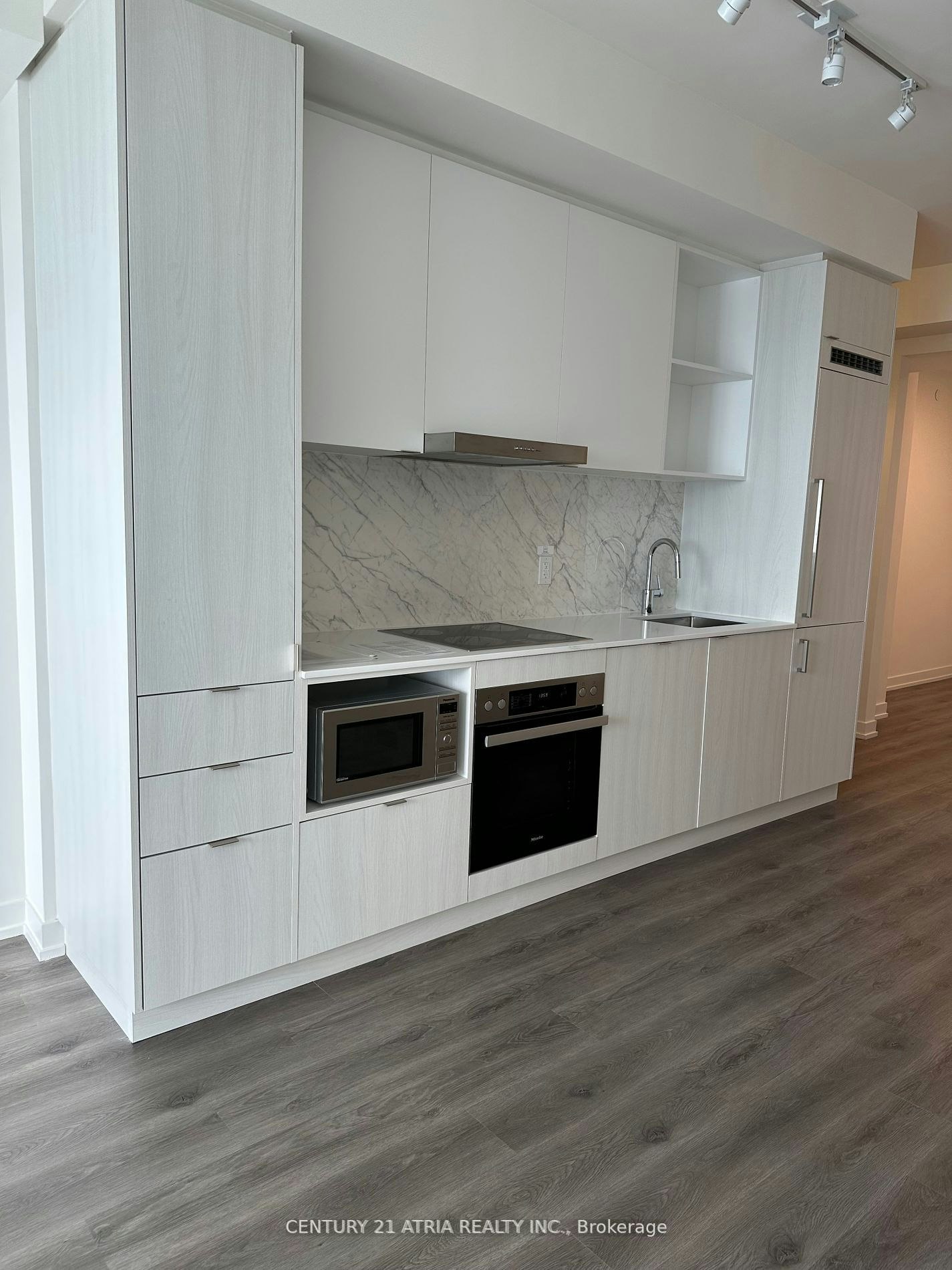5508-138 Downes Street, Toronto, ON, M5E 0E4 - 4