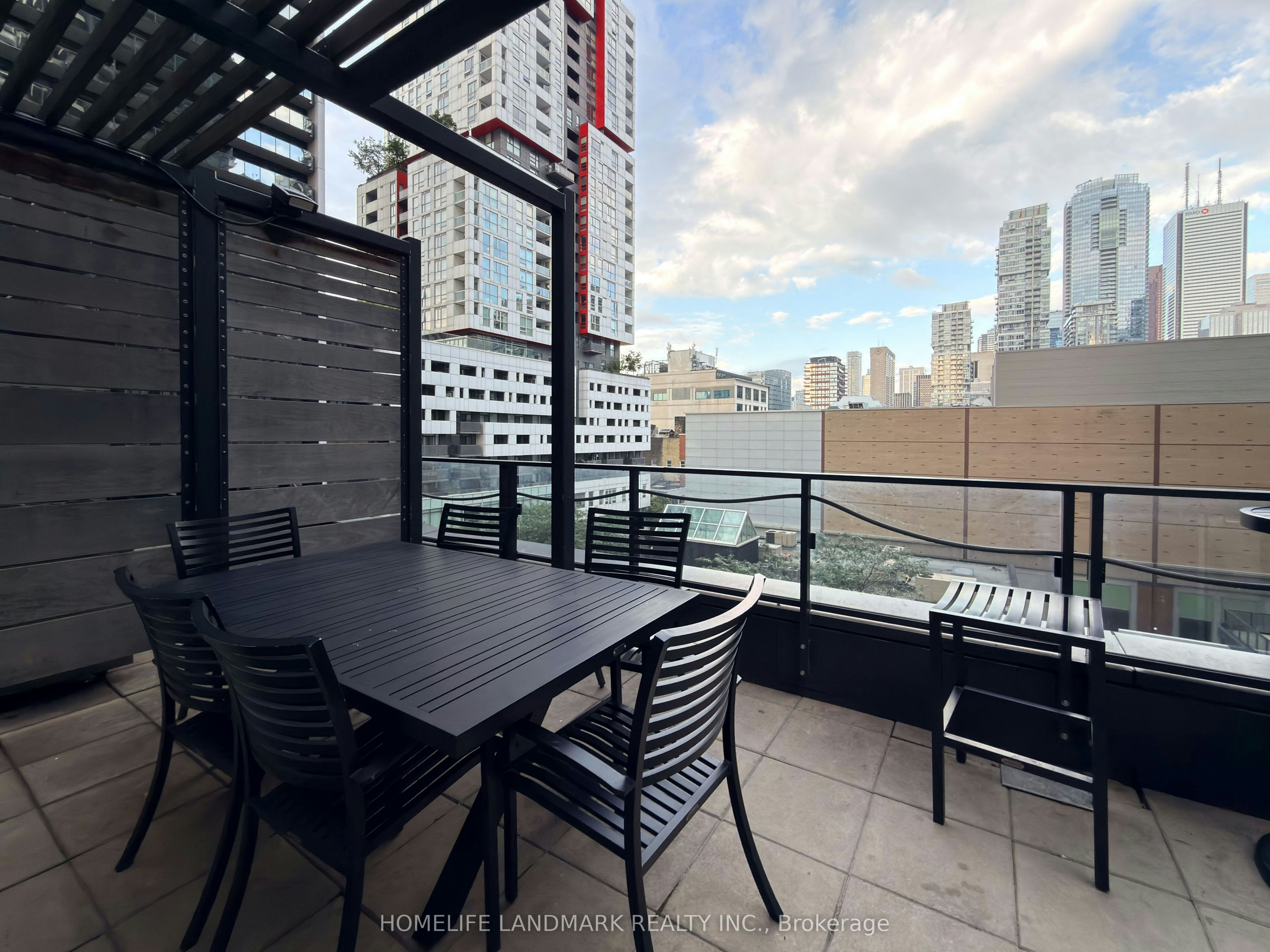 1512-125 Peter Street, Toronto, ON, M5V 0M2 - 22