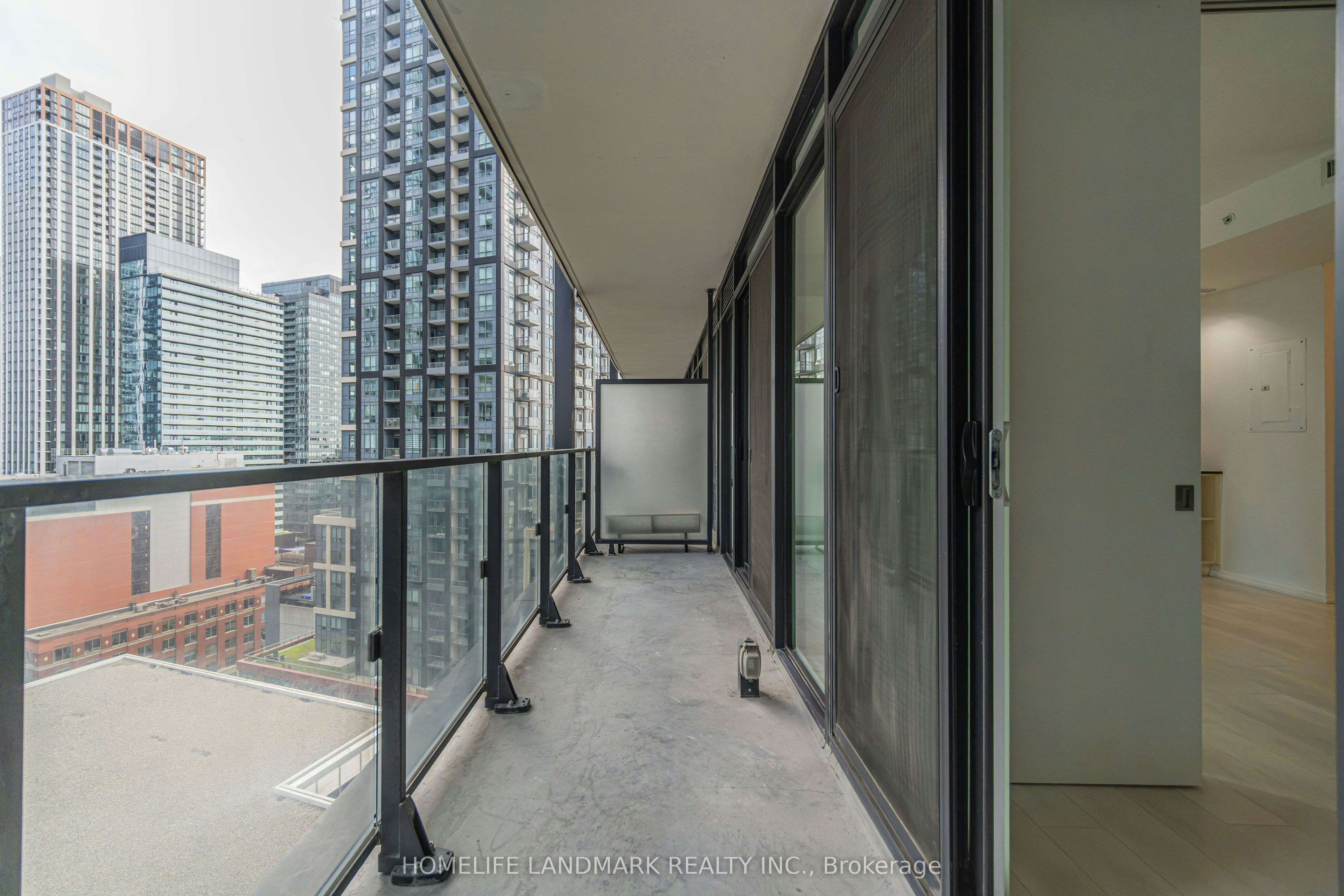 1512-125 Peter Street, Toronto, ON, M5V 0M2 - 10