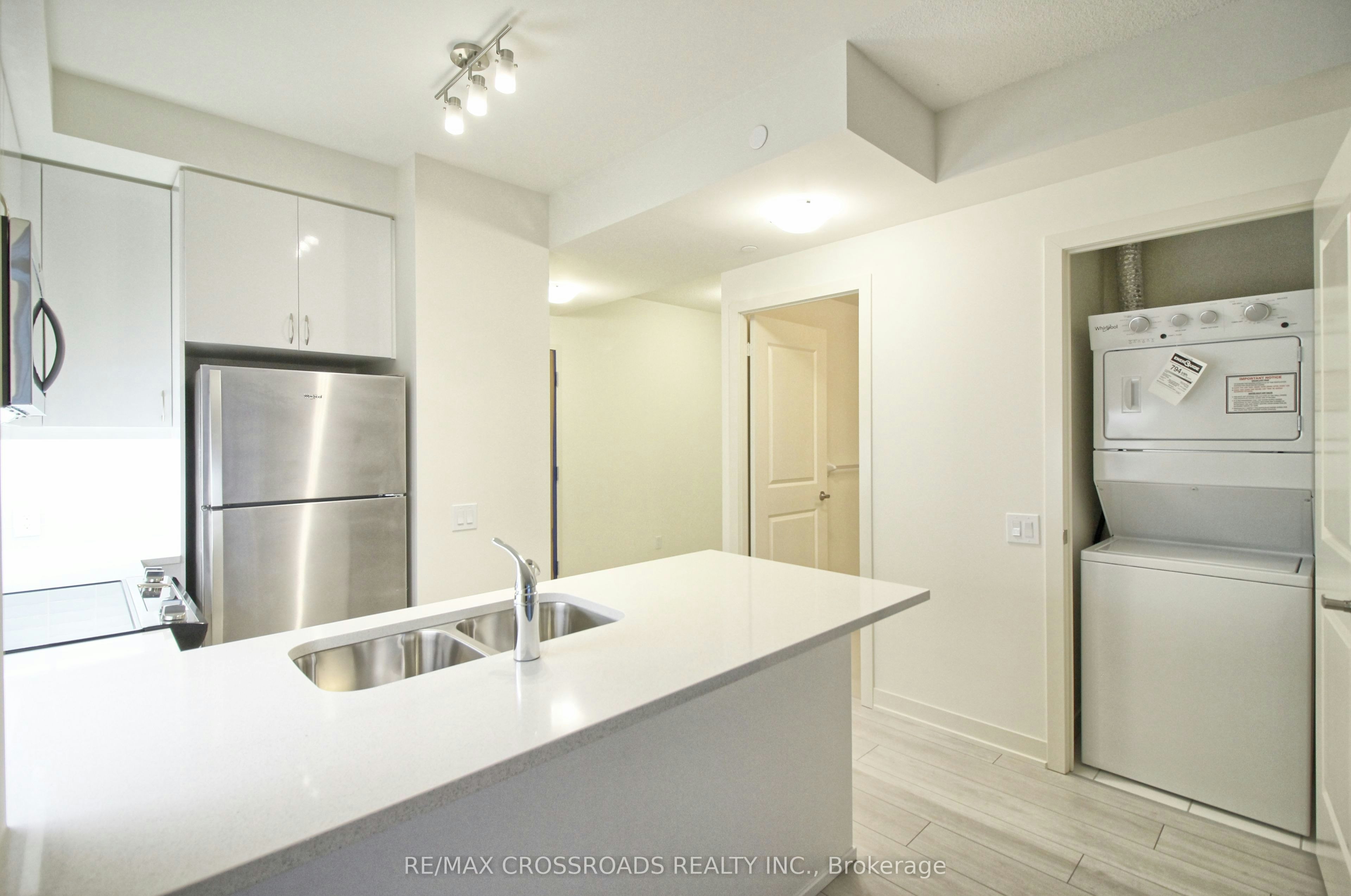 703-4955 Yonge Street, Toronto, ON, M2N 0L8 - 6