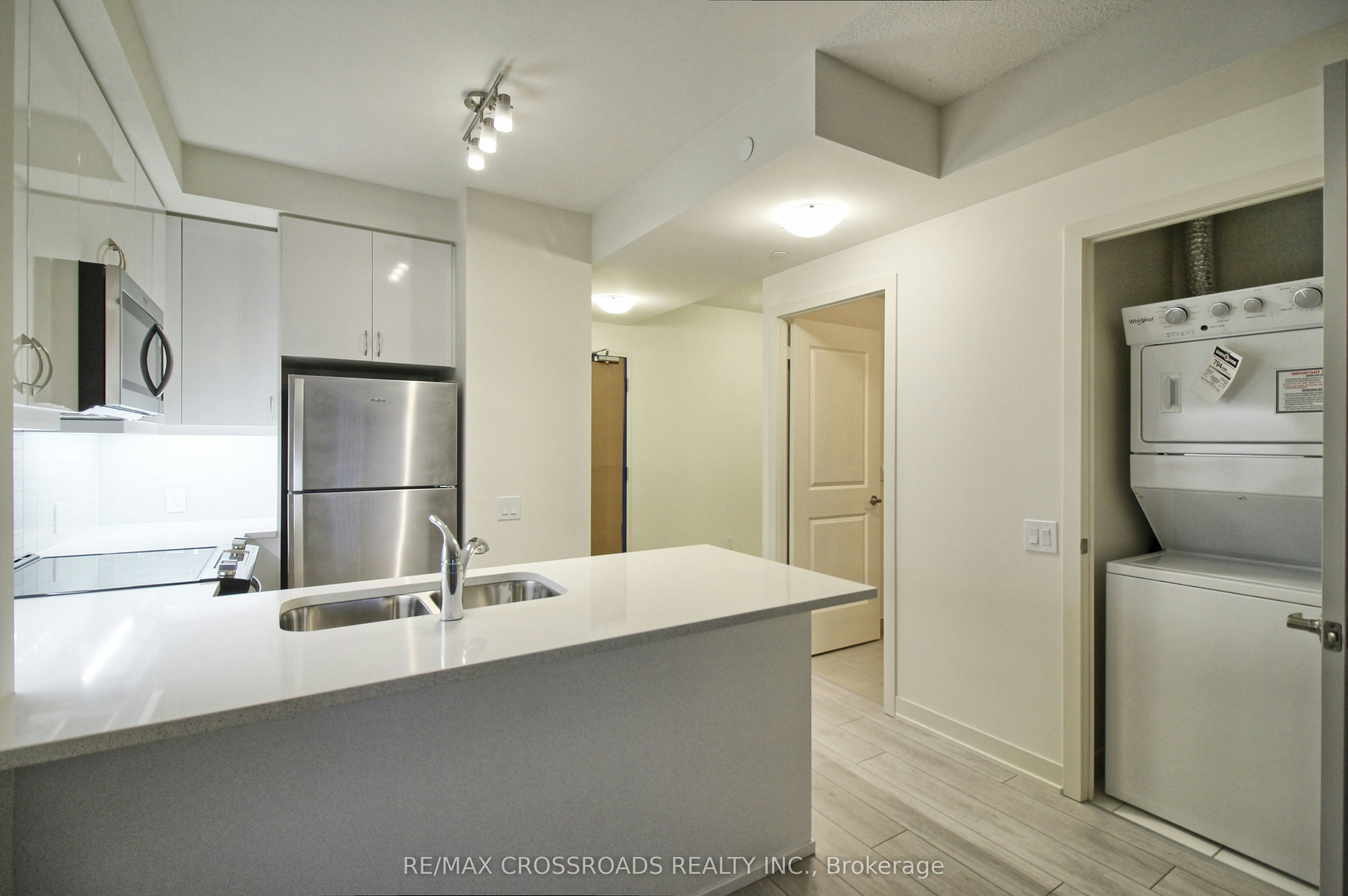 703-4955 Yonge Street, Toronto, ON, M2N 0L8 - 5