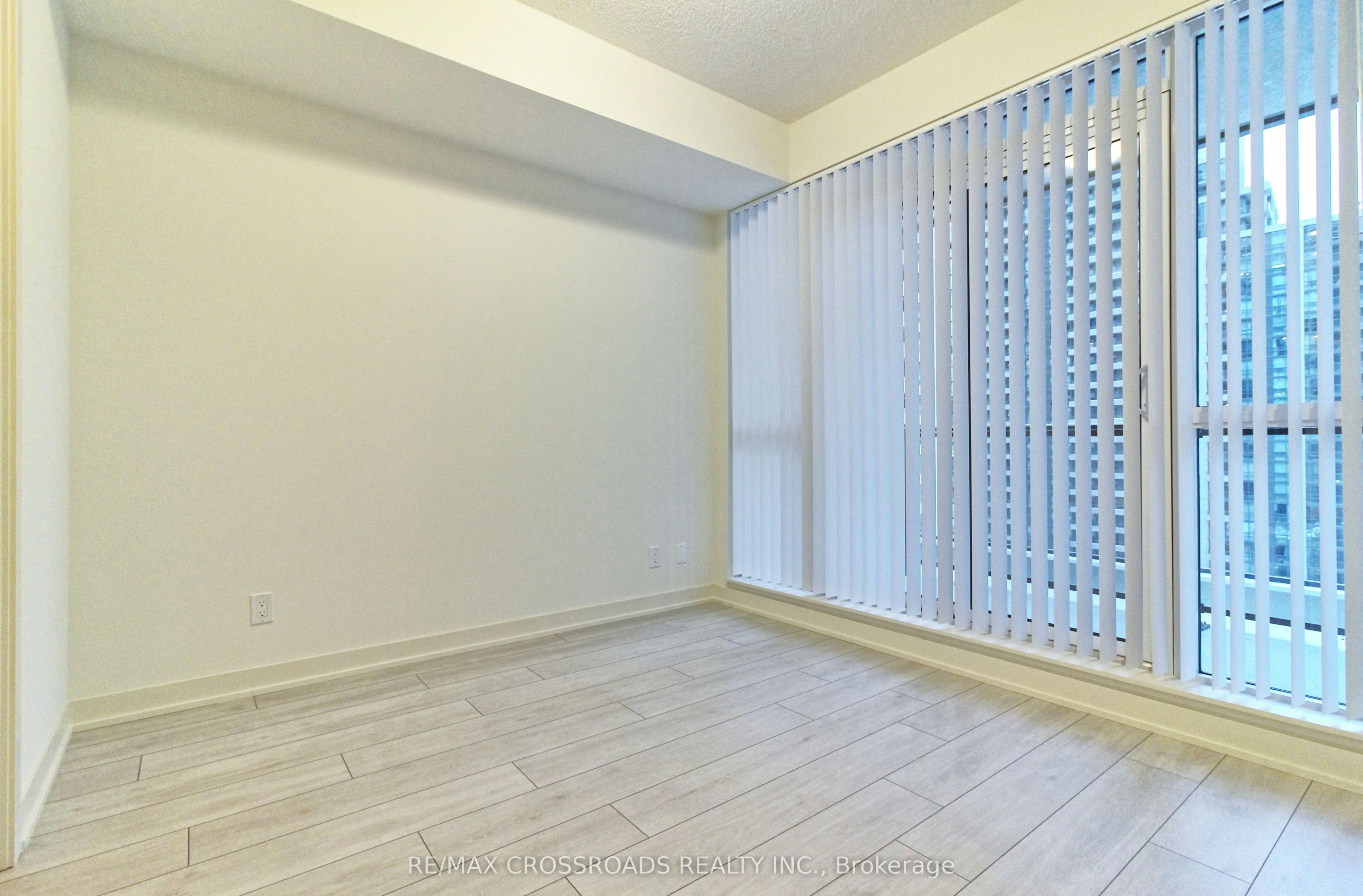 703-4955 Yonge Street, Toronto, ON, M2N 0L8 - 10