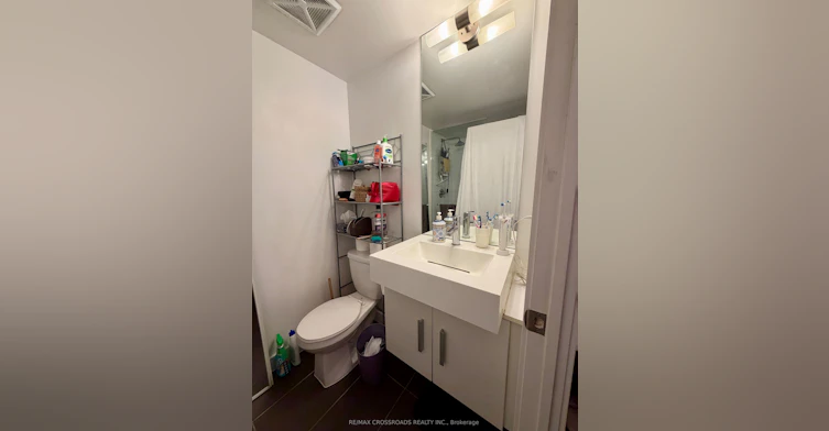 519-38 Dan Leckie Way, Toronto, ON, M5V 2V6 - 9