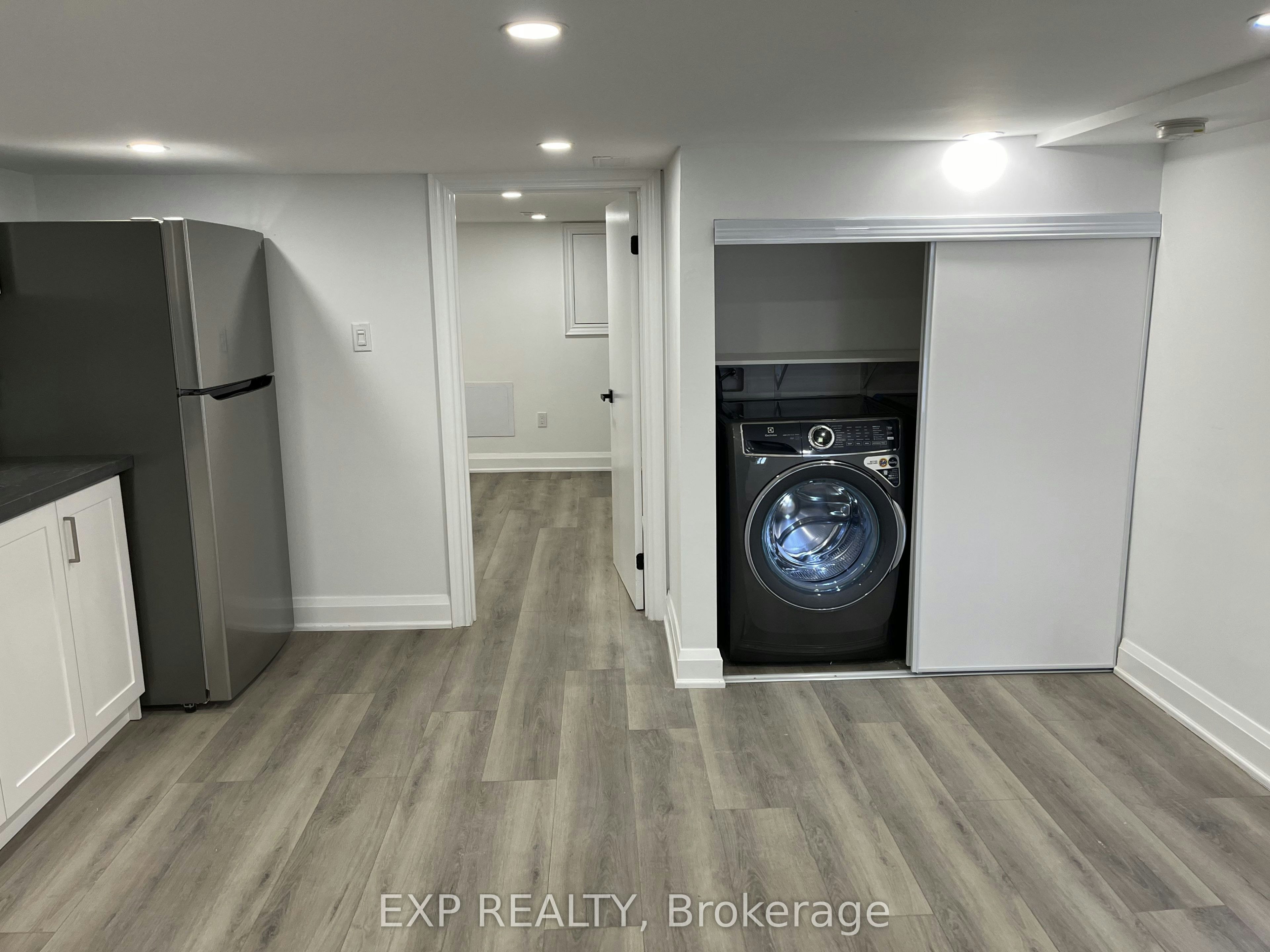 Lower-143 Gladstone Avenue, Toronto, ON, M6J 3L1 - 6