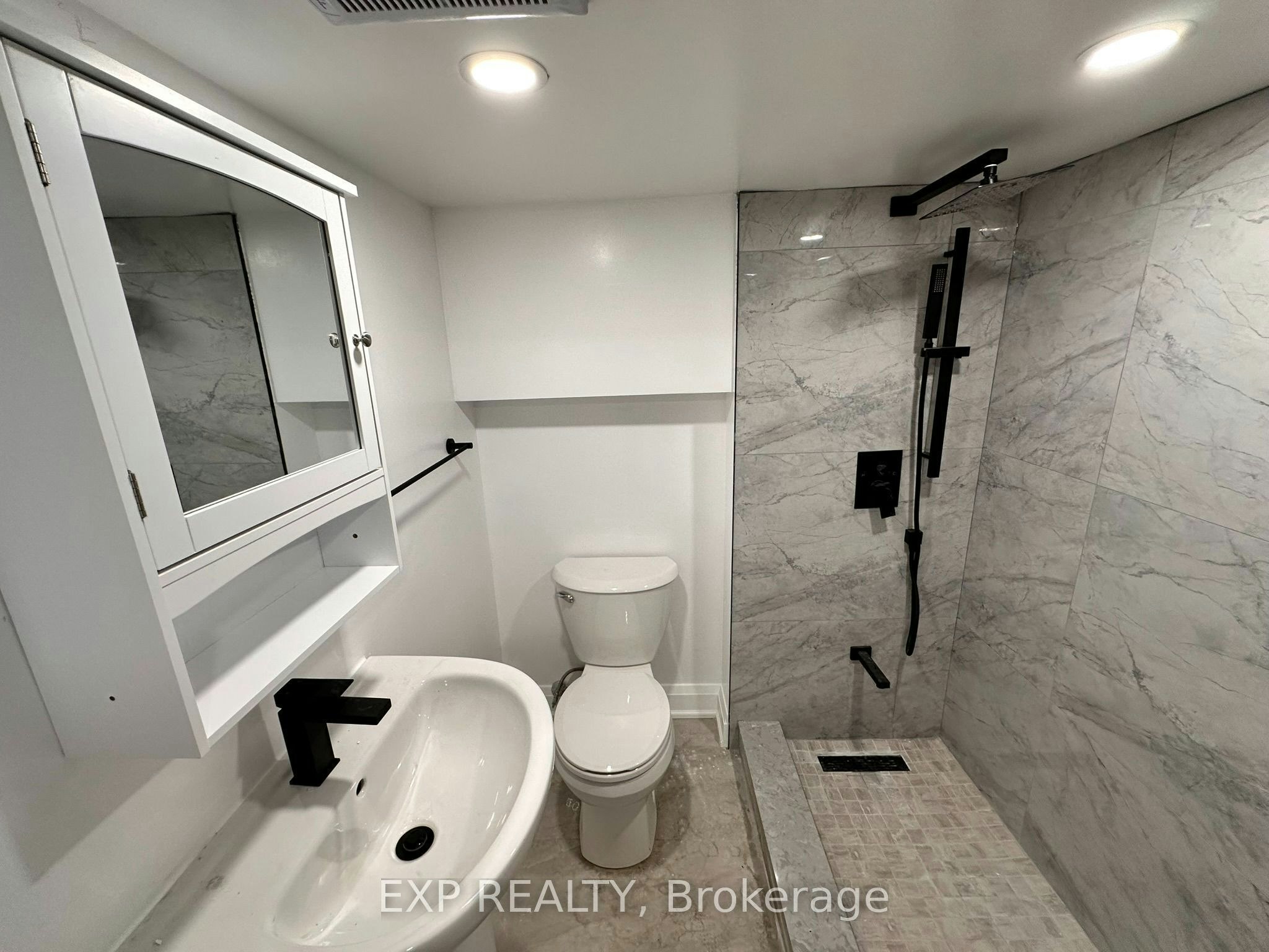 Lower-143 Gladstone Avenue, Toronto, ON, M6J 3L1 - 11