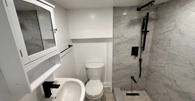 Lower-143 Gladstone Avenue, Toronto, ON, M6J 3L1 - 11