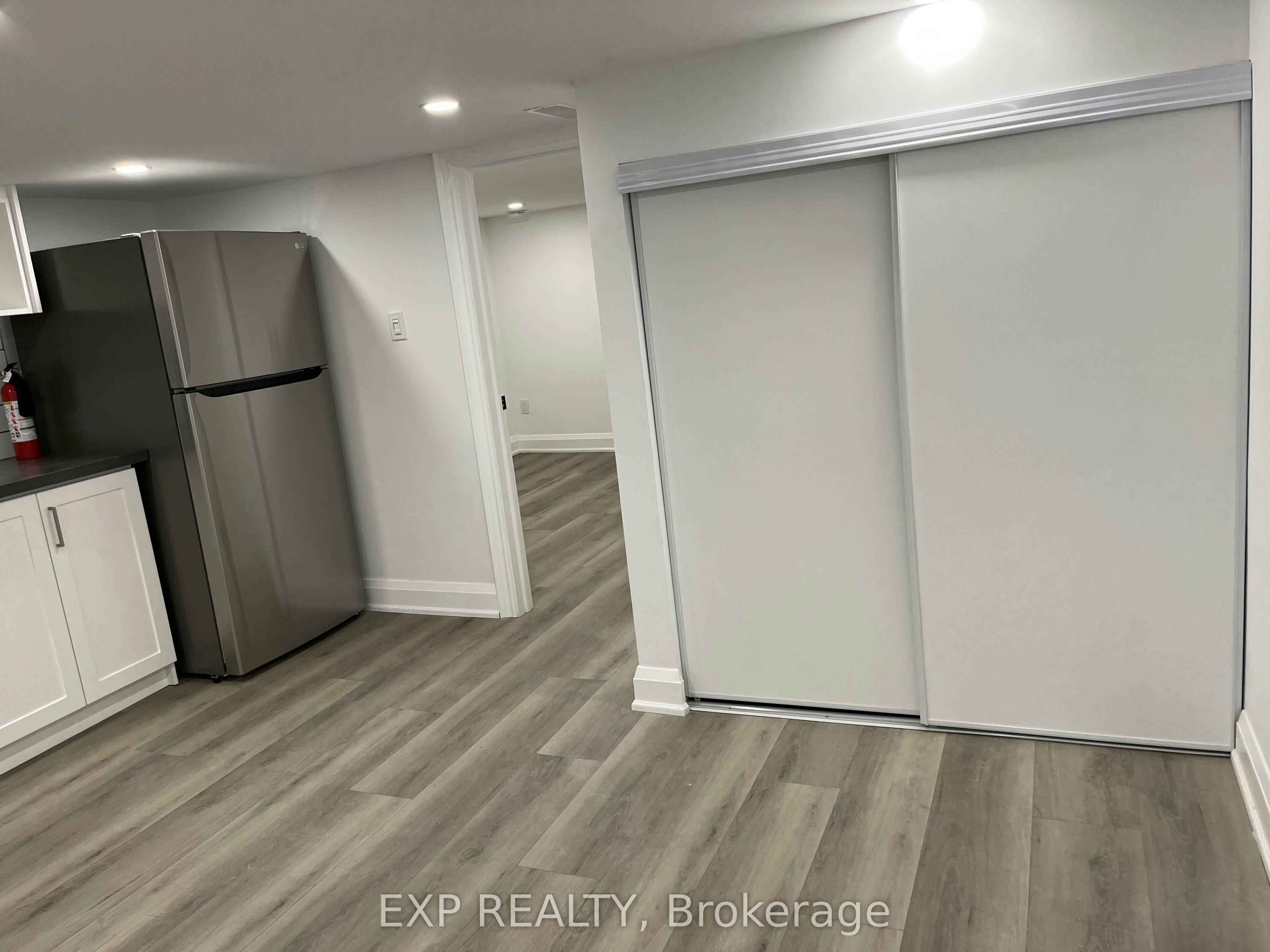 Lower-143 Gladstone Avenue, Toronto, ON, M6J 3L1 - 7
