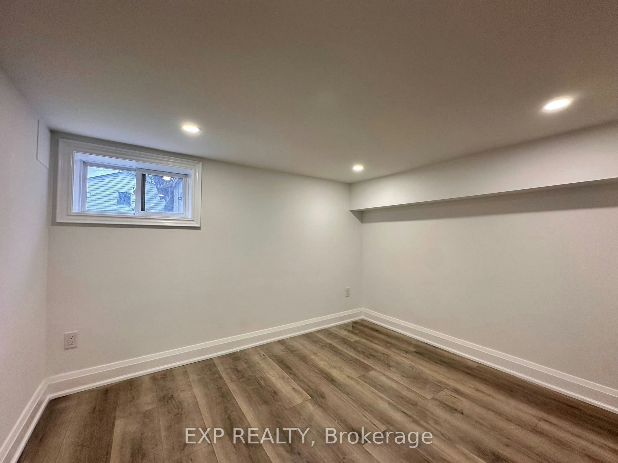 Lower-143 Gladstone Avenue, Toronto, ON, M6J 3L1 - 10