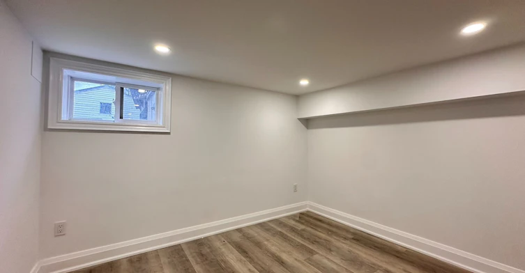 Lower-143 Gladstone Avenue, Toronto, ON, M6J 3L1 - 10
