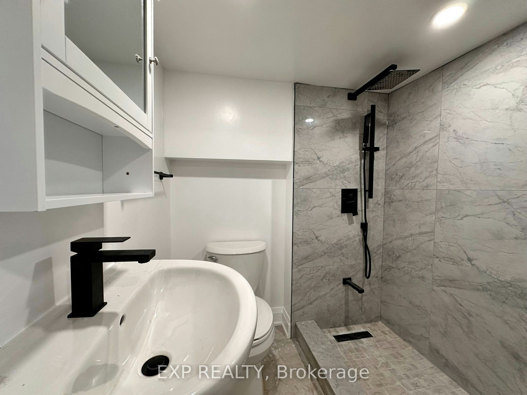 Lower-143 Gladstone Avenue, Toronto, ON, M6J 3L1 - 12