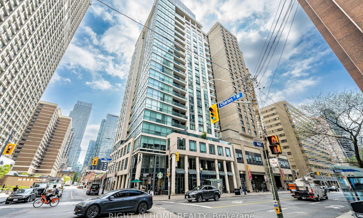 1106-1121 Bay Street