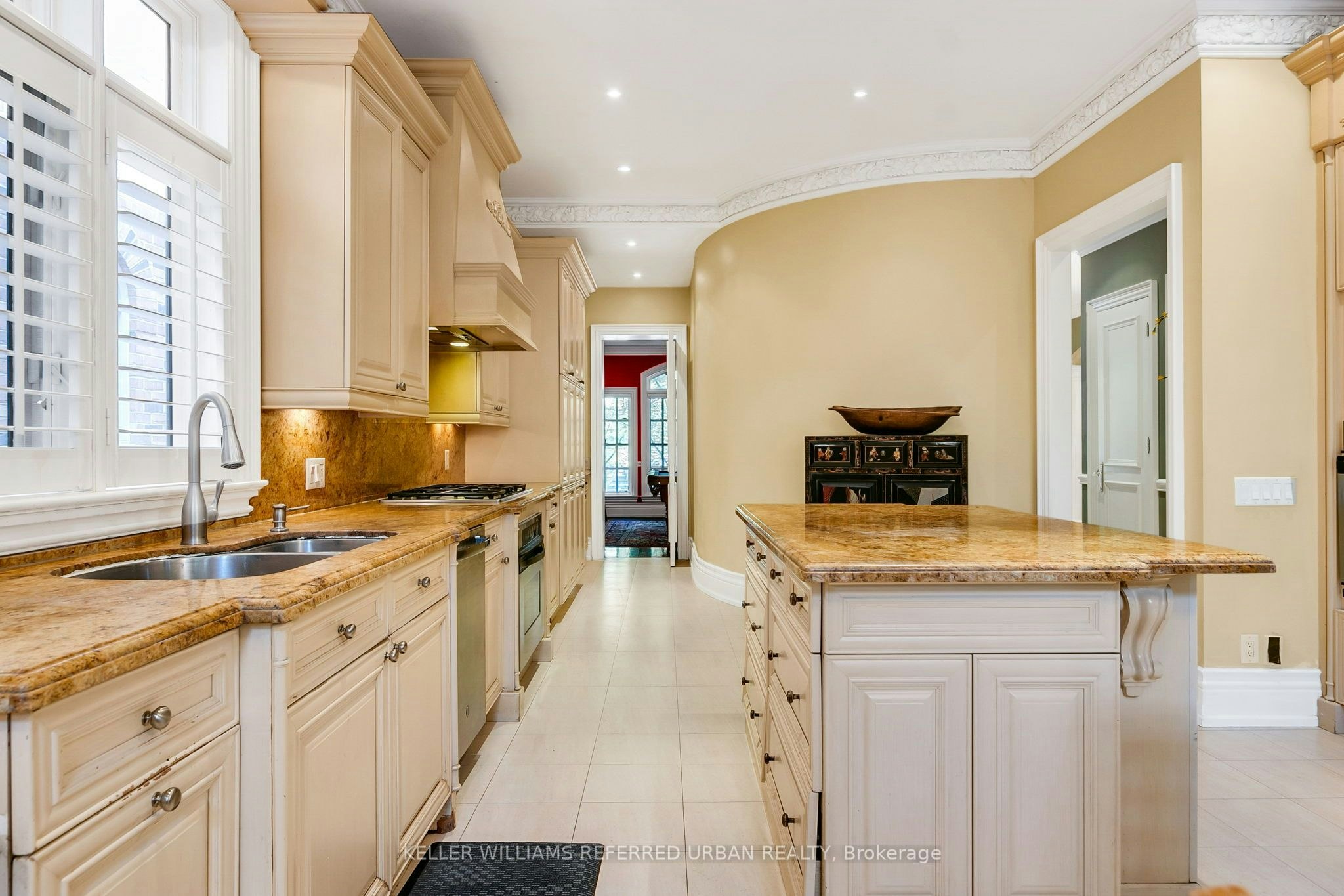 45 Mathersfield Drive, Toronto, ON, M4W 3W4 - 7